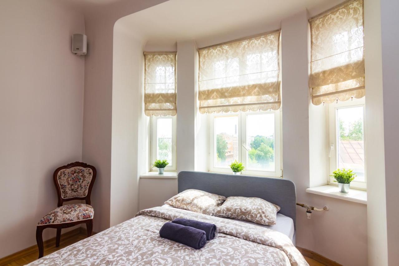Classic Style Apartment In The Center Of Rīga Exterior foto